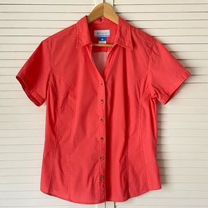 Columbia Short Sleeve Button Down Shirt M